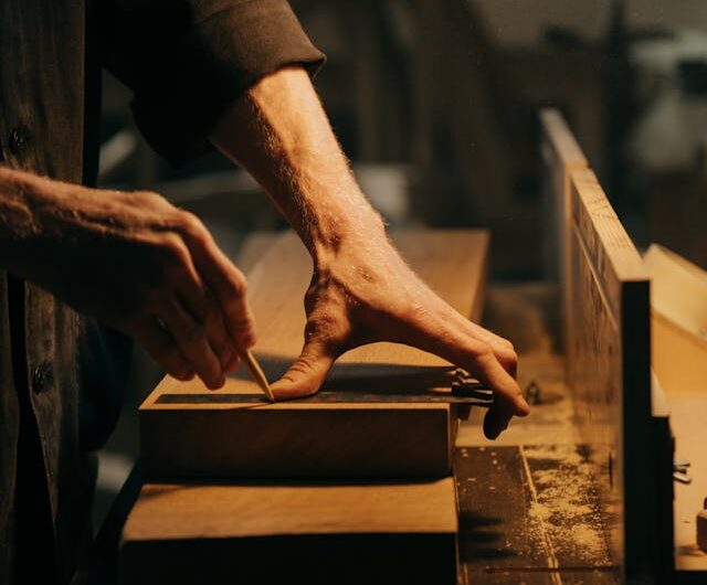 Werkbank Höhe » Perfekte Ergonomie für Handwerker